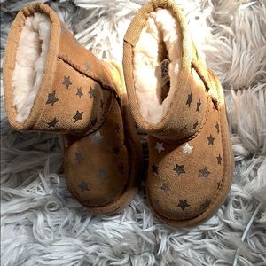 AUTHENTIC KIDS UGG